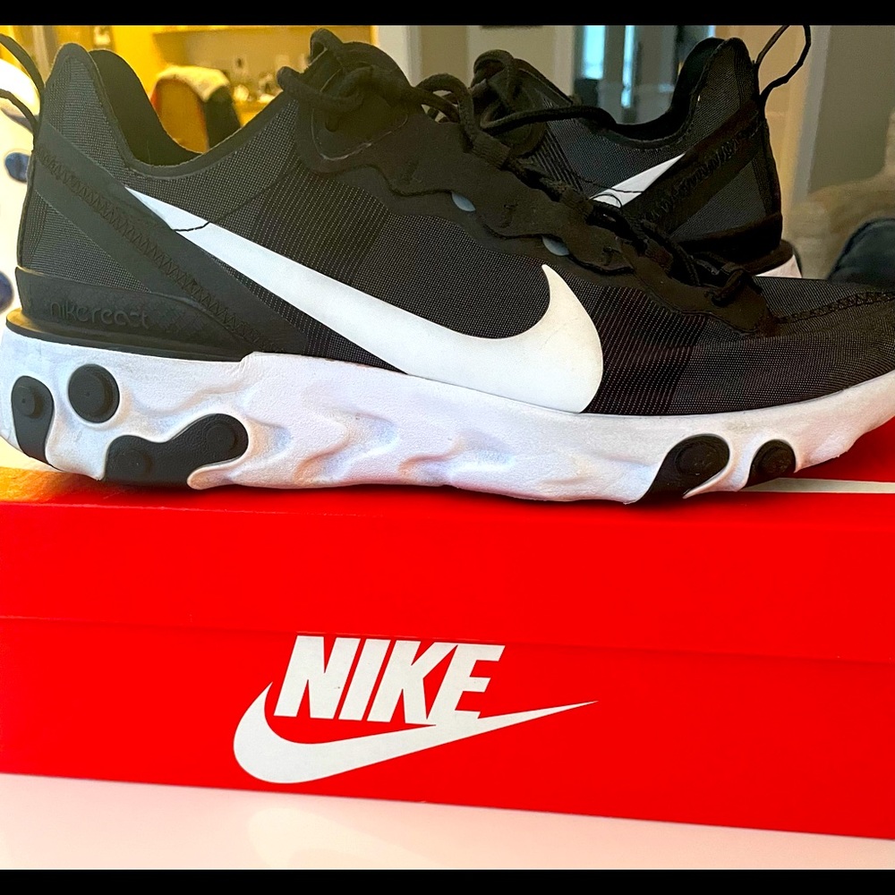 Nike React Element 55 Size 11.5.